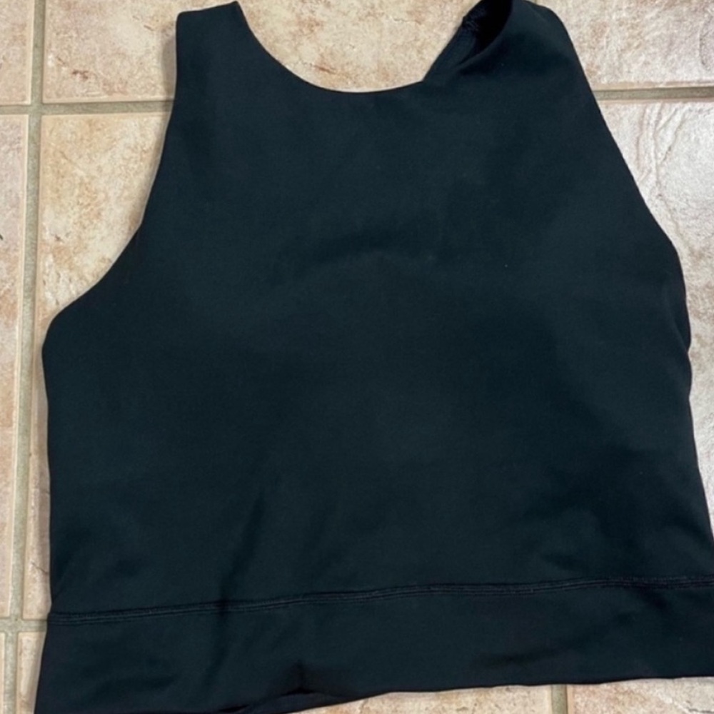 Hollister (Gilly Hicks) black sports bra